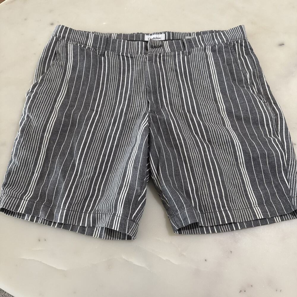 Goodfellow & Co Linden Shorts Mens 36 Gray Striped Flat Front Slim Fit 7" Inseam